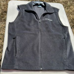 Men’s Columbia Vest Size Medium